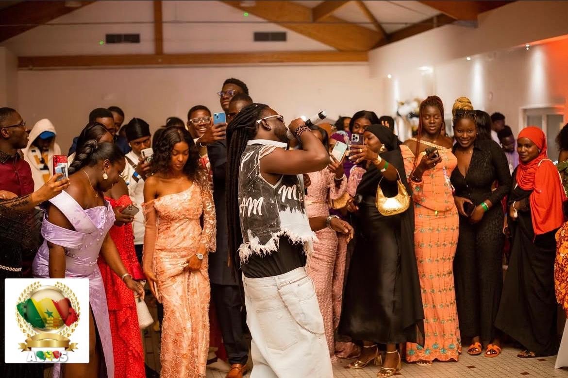 894734cf 8f77 497b 988d e3e493c234ad