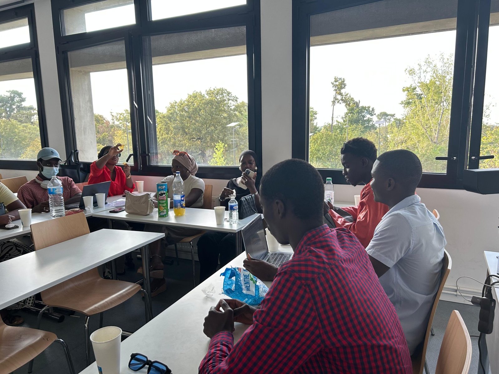 11696673 0e63 47b9 9569 f0773663e7a7